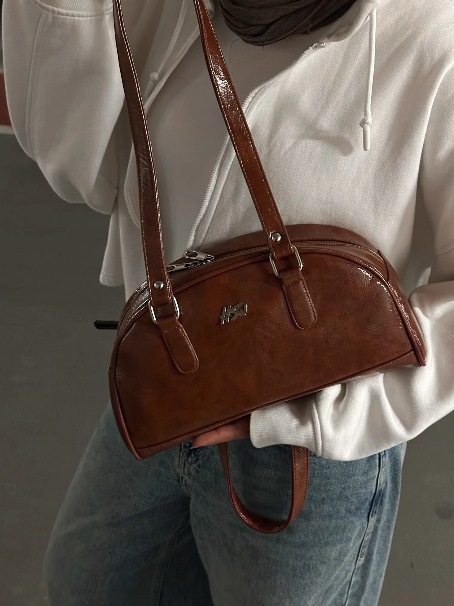 BOWLER BAG CARAMEL - Image 2
