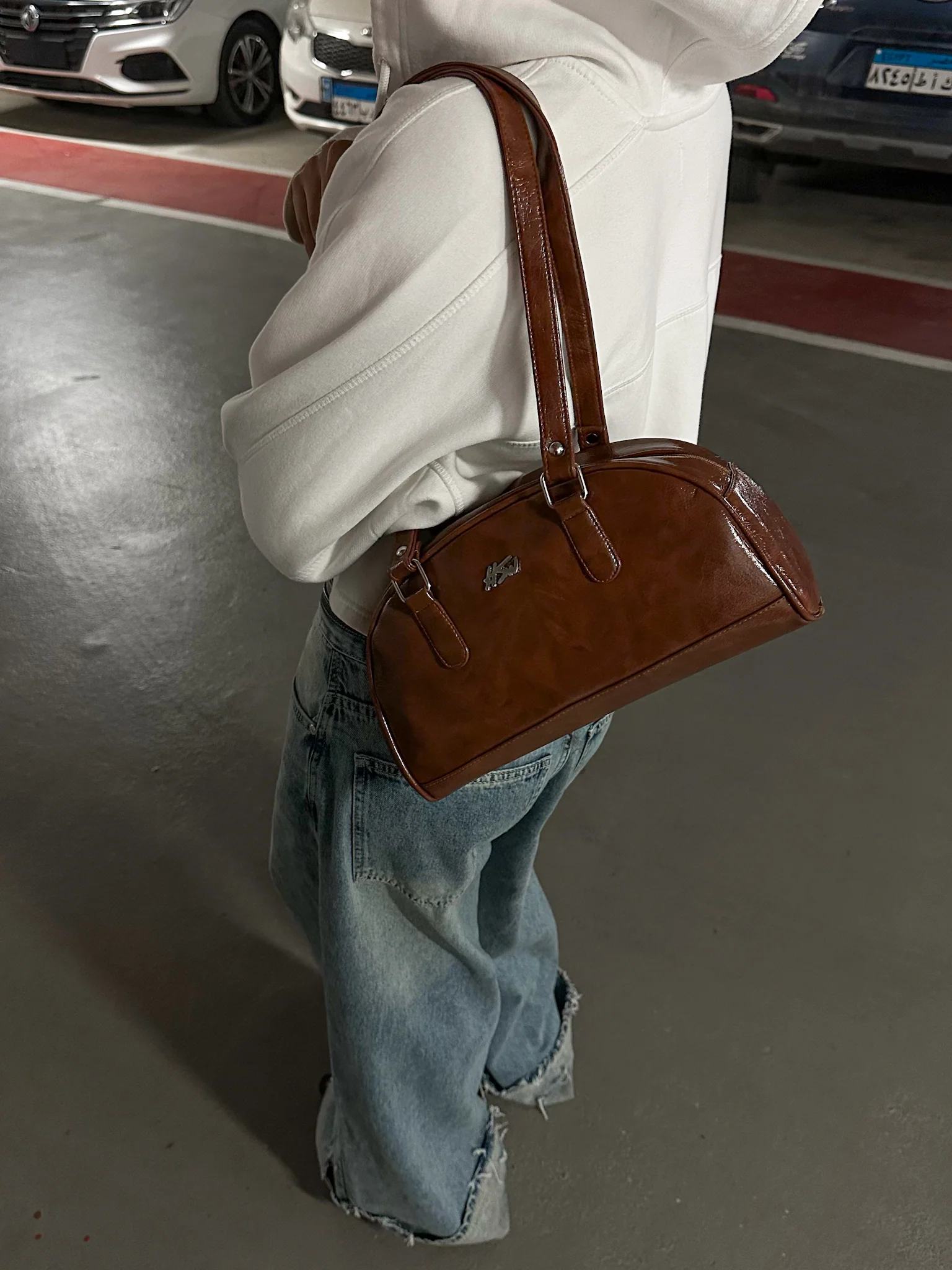 BOWLER BAG CARAMEL - Image 4