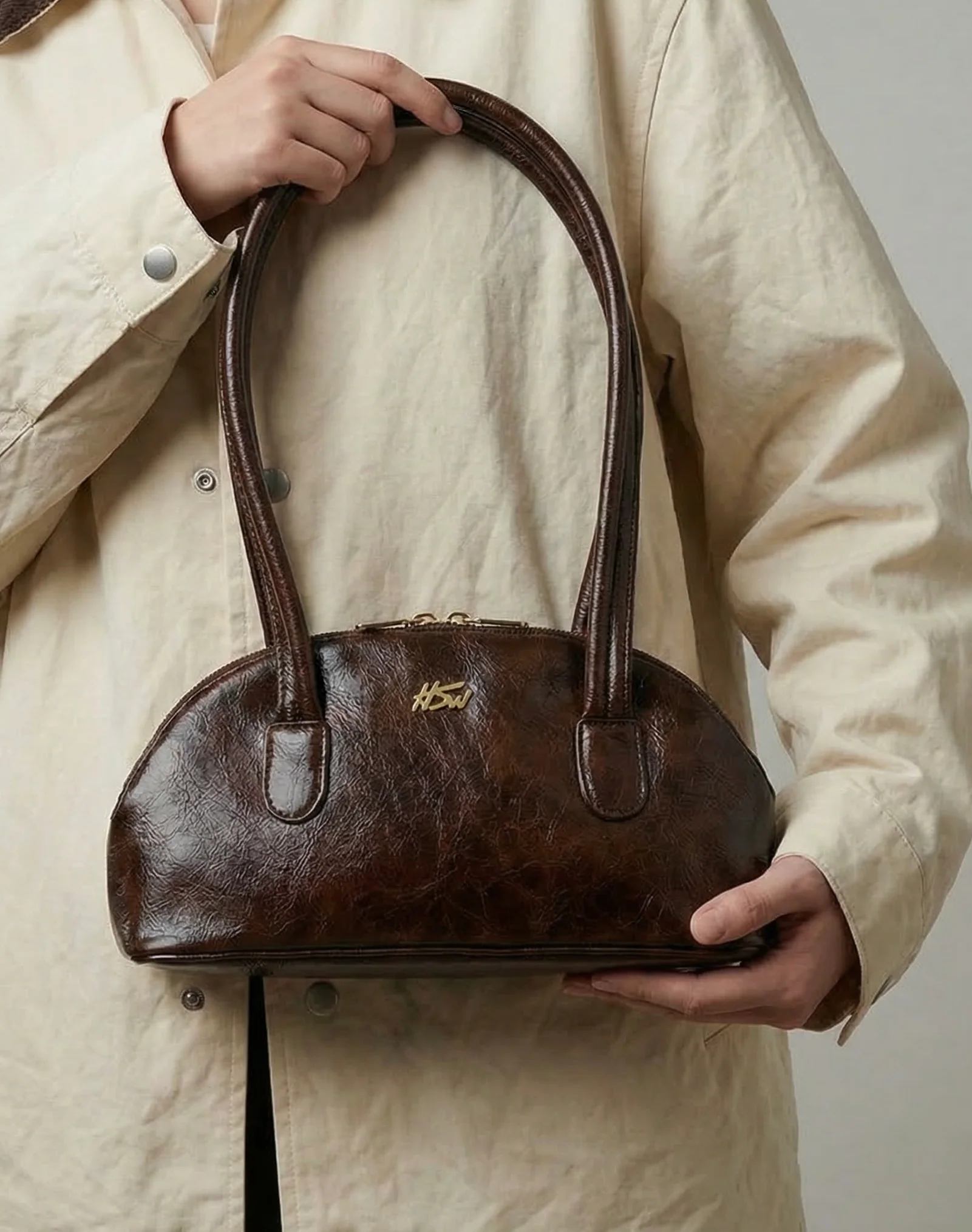 BRANDED BAGUETTE BAG BROWN - Image 2