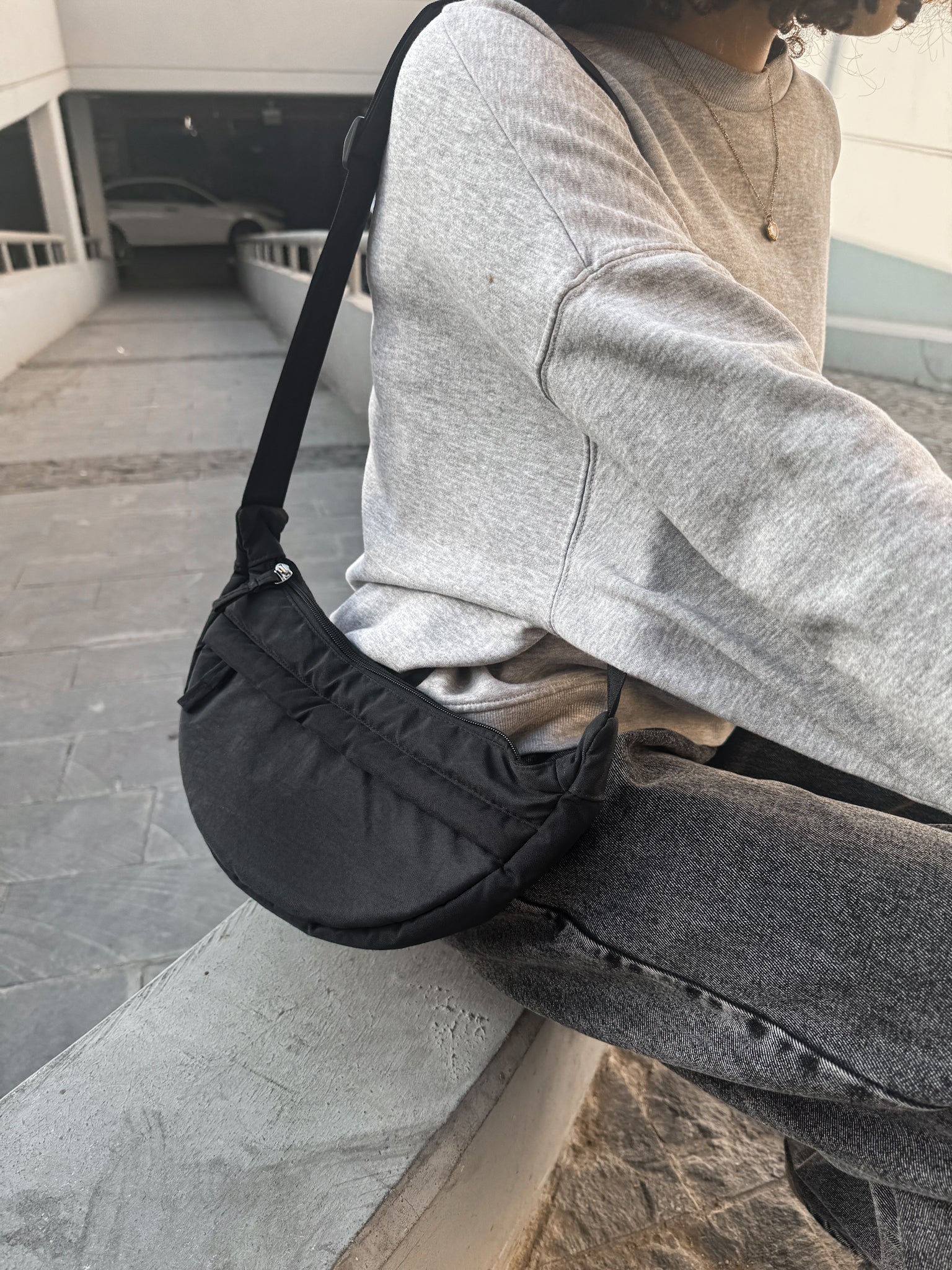 DUMPLING BAG BLACK - Image 3