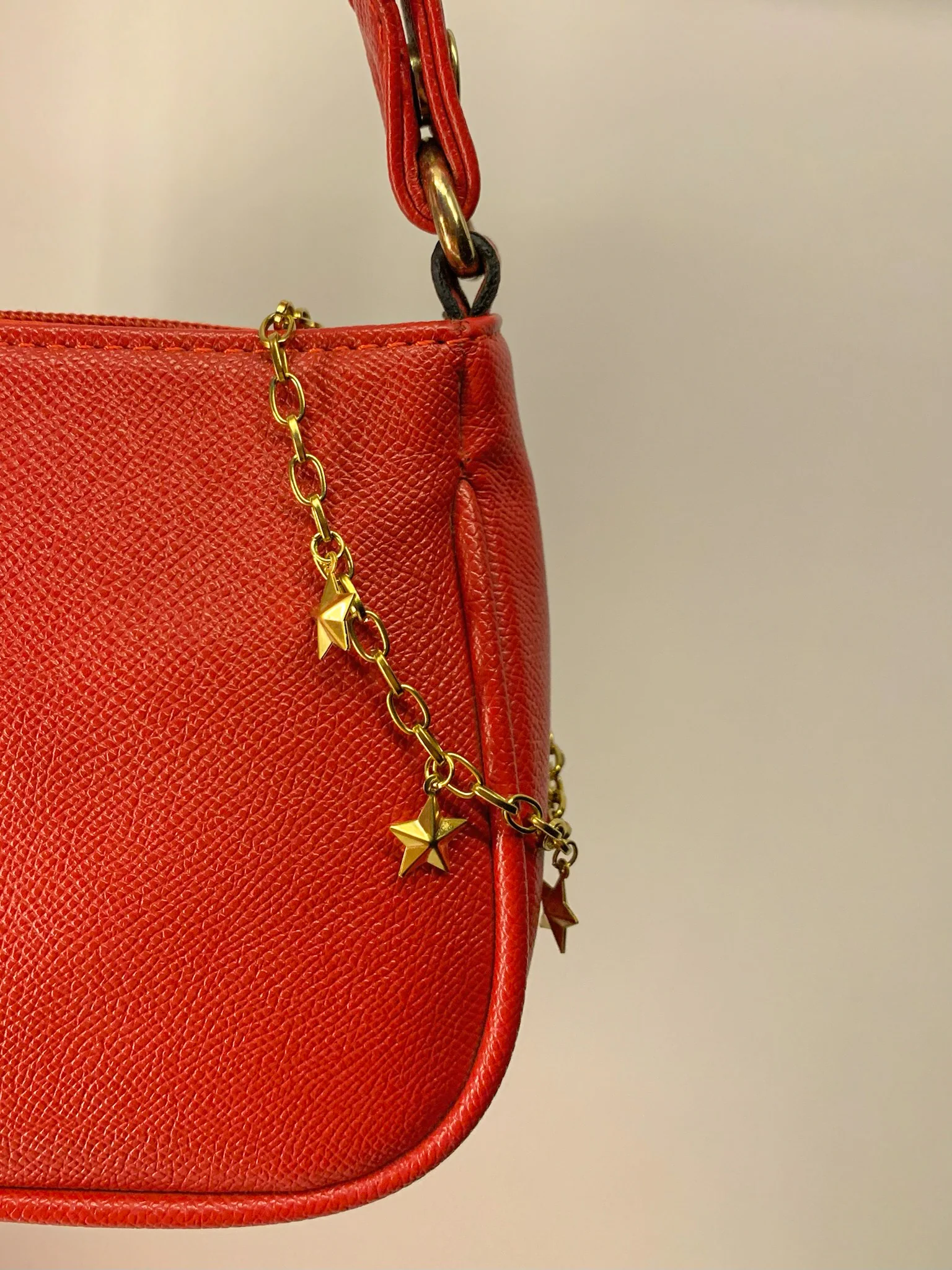 FALLING STARS GOLD BAG-CHAIN - Image 3