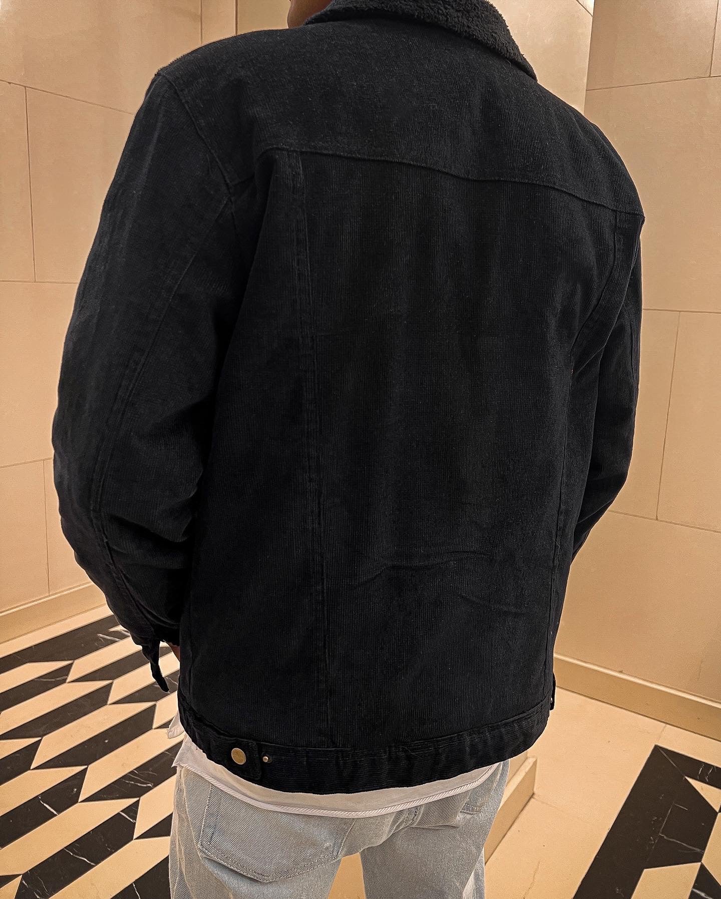 FLEECE-LINED CORDUROY JACKET BLACK - Image 4