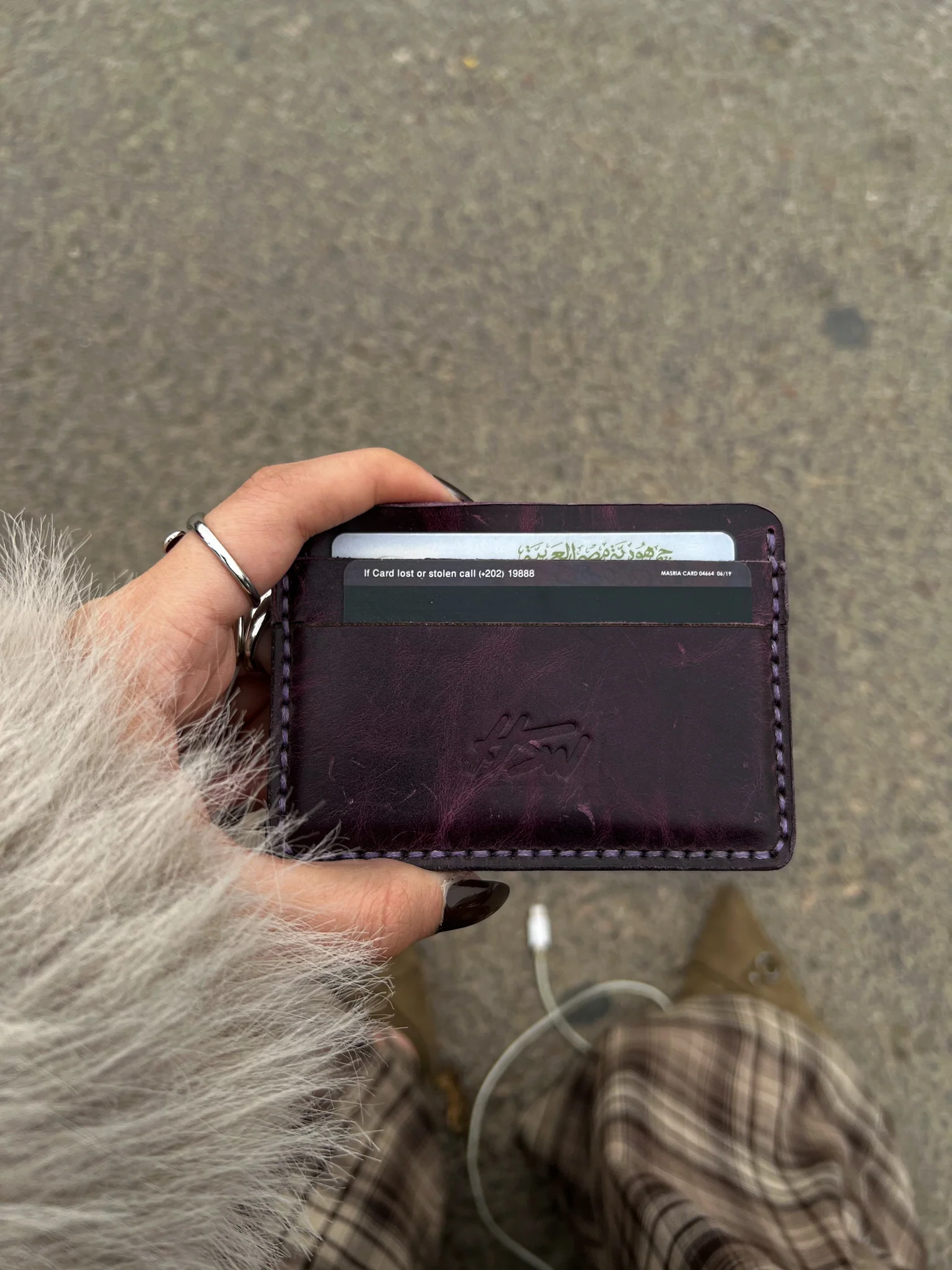 GRAPE SKIN CARDHOLDER - Image 3