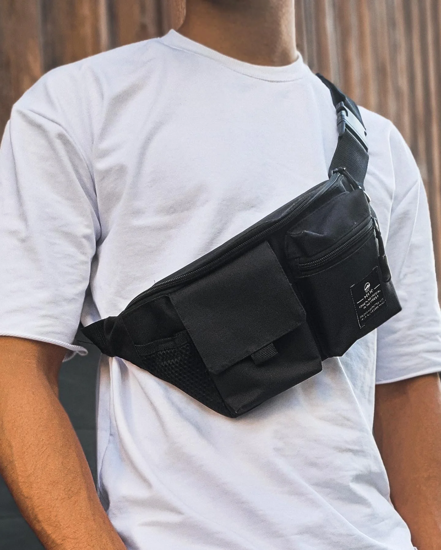 HLU FANNY PACK BLACK - Image 4