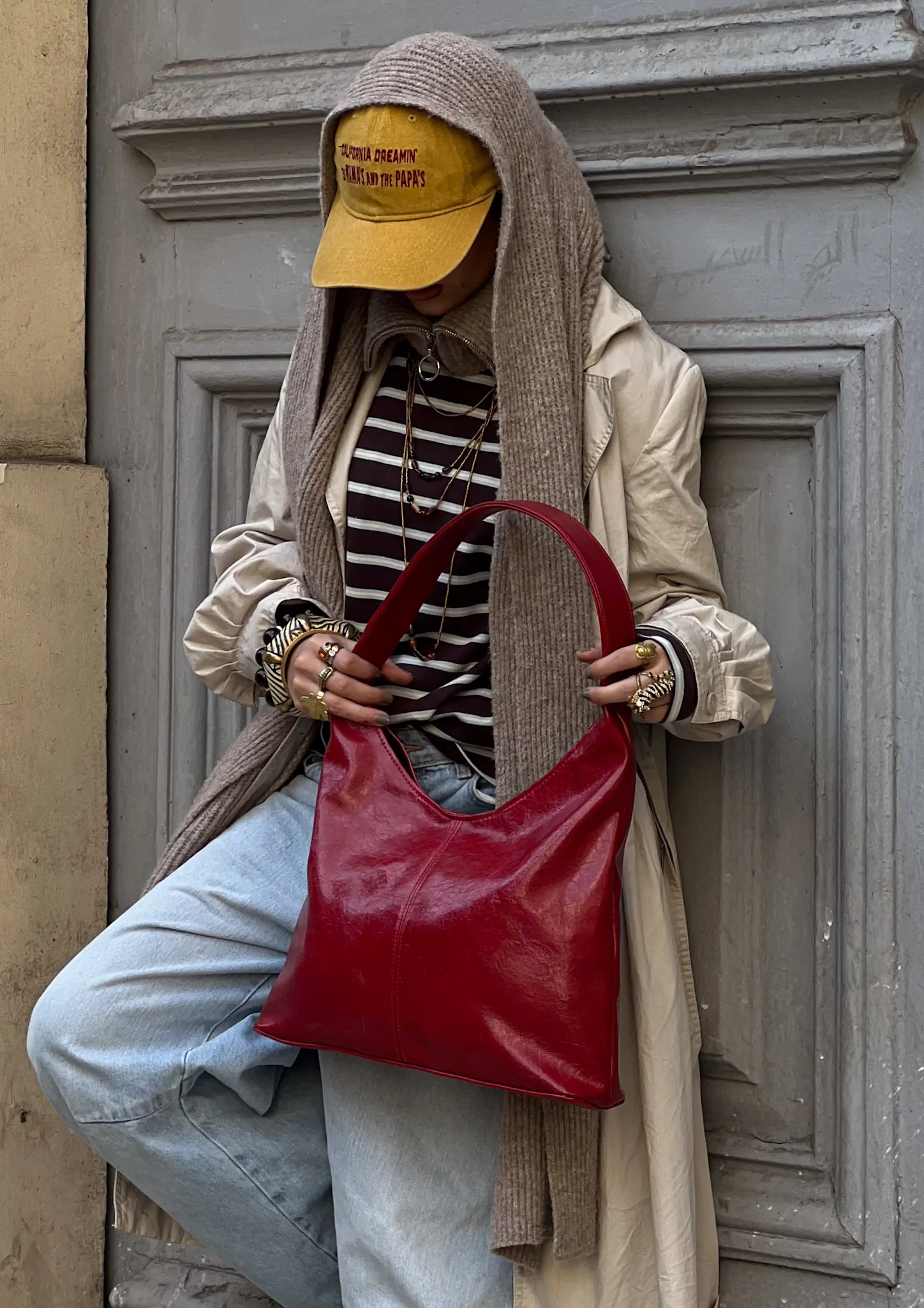 HOBO BAG BLOODY RED - Image 2