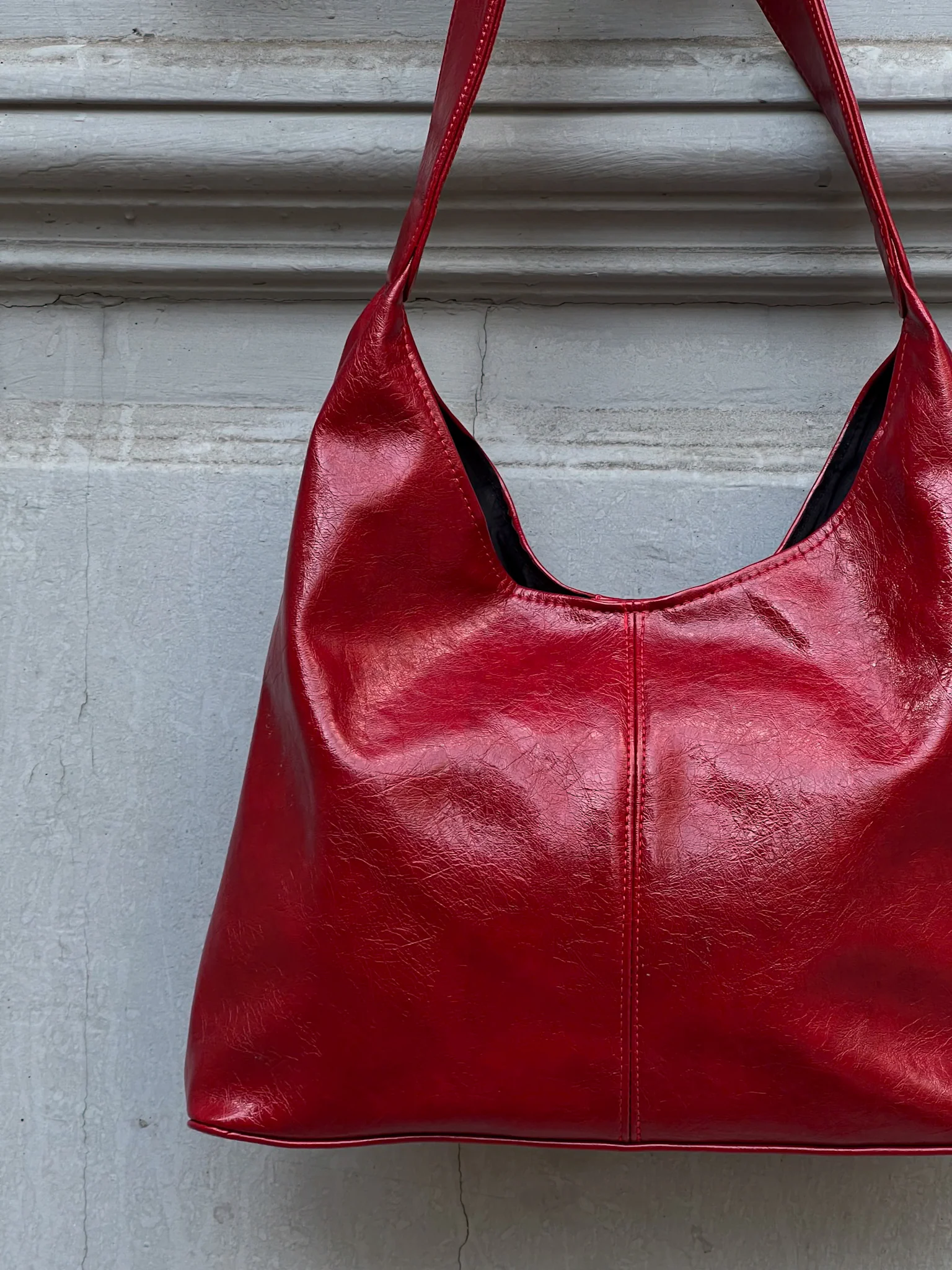 HOBO BAG BLOODY RED - Image 3