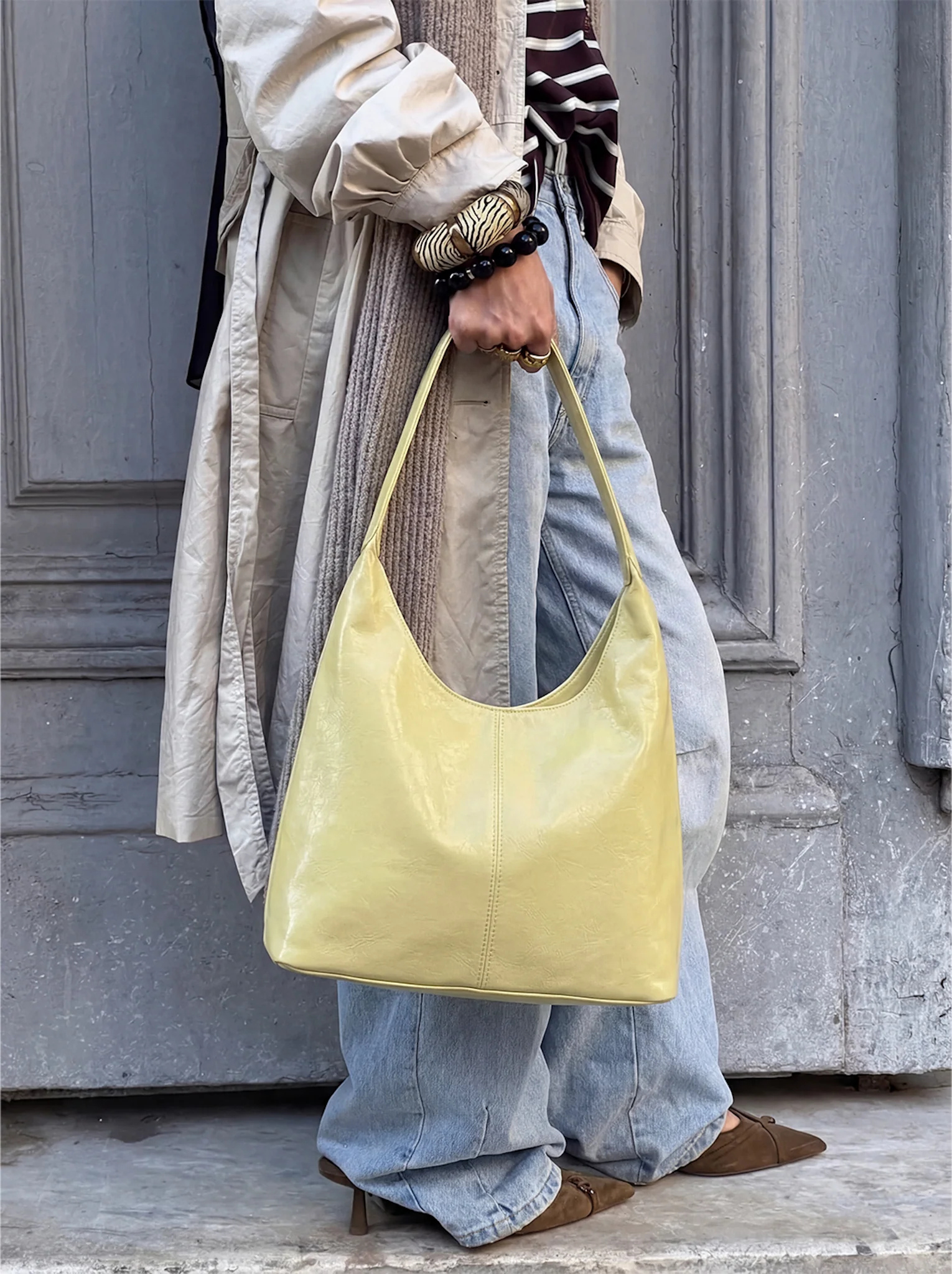 HOBO BAG BUTTER YELLOW - Image 4