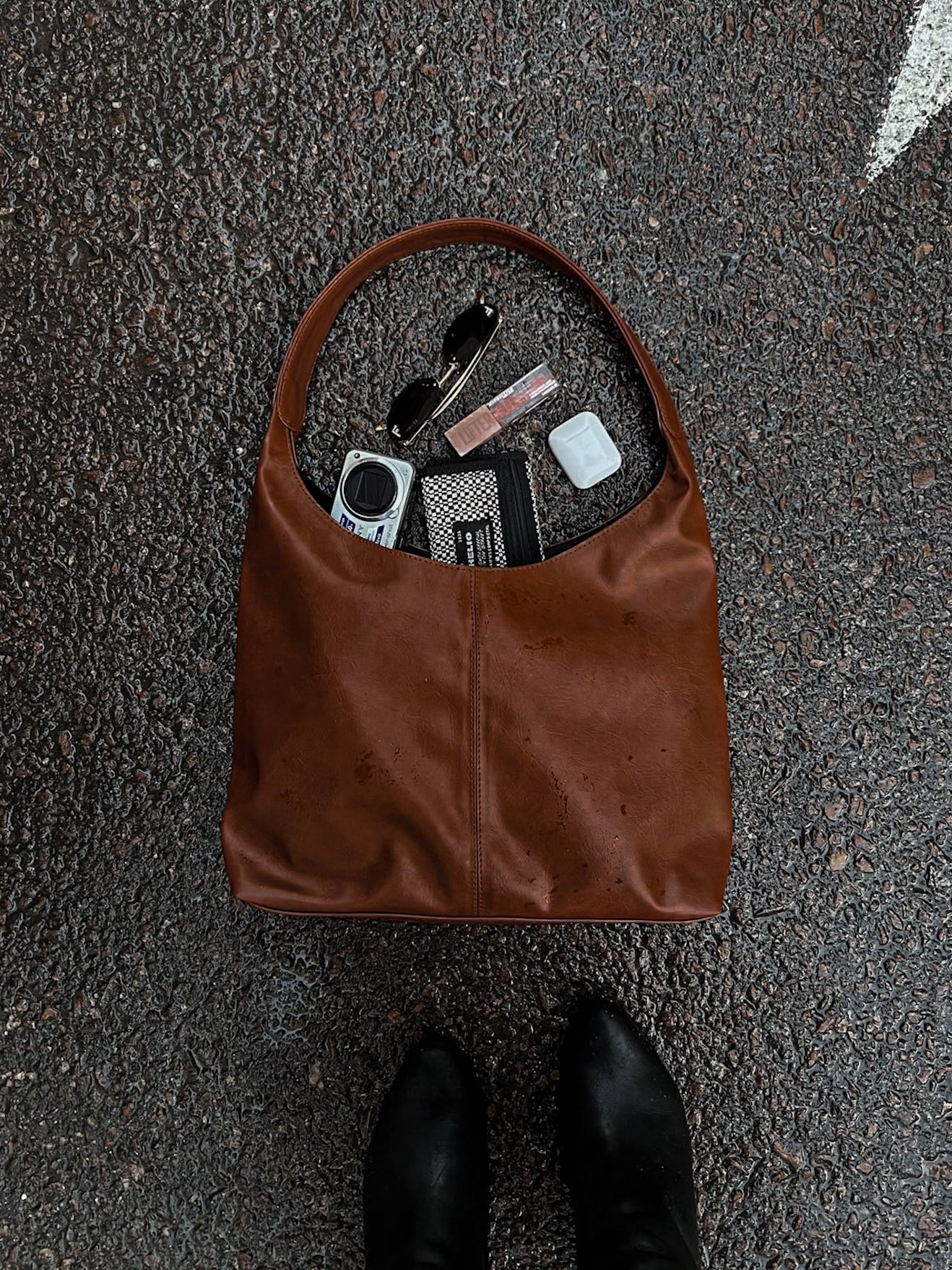 HOBO BAG CARAMEL