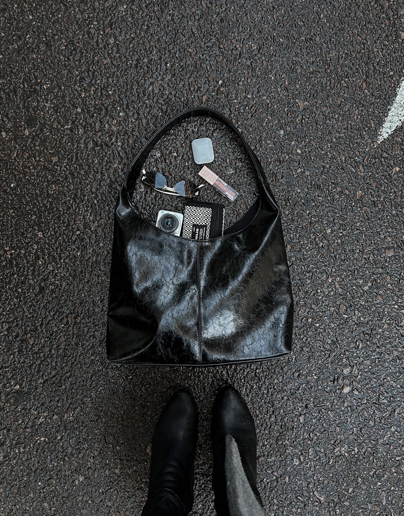 HOBO BAG BLACK