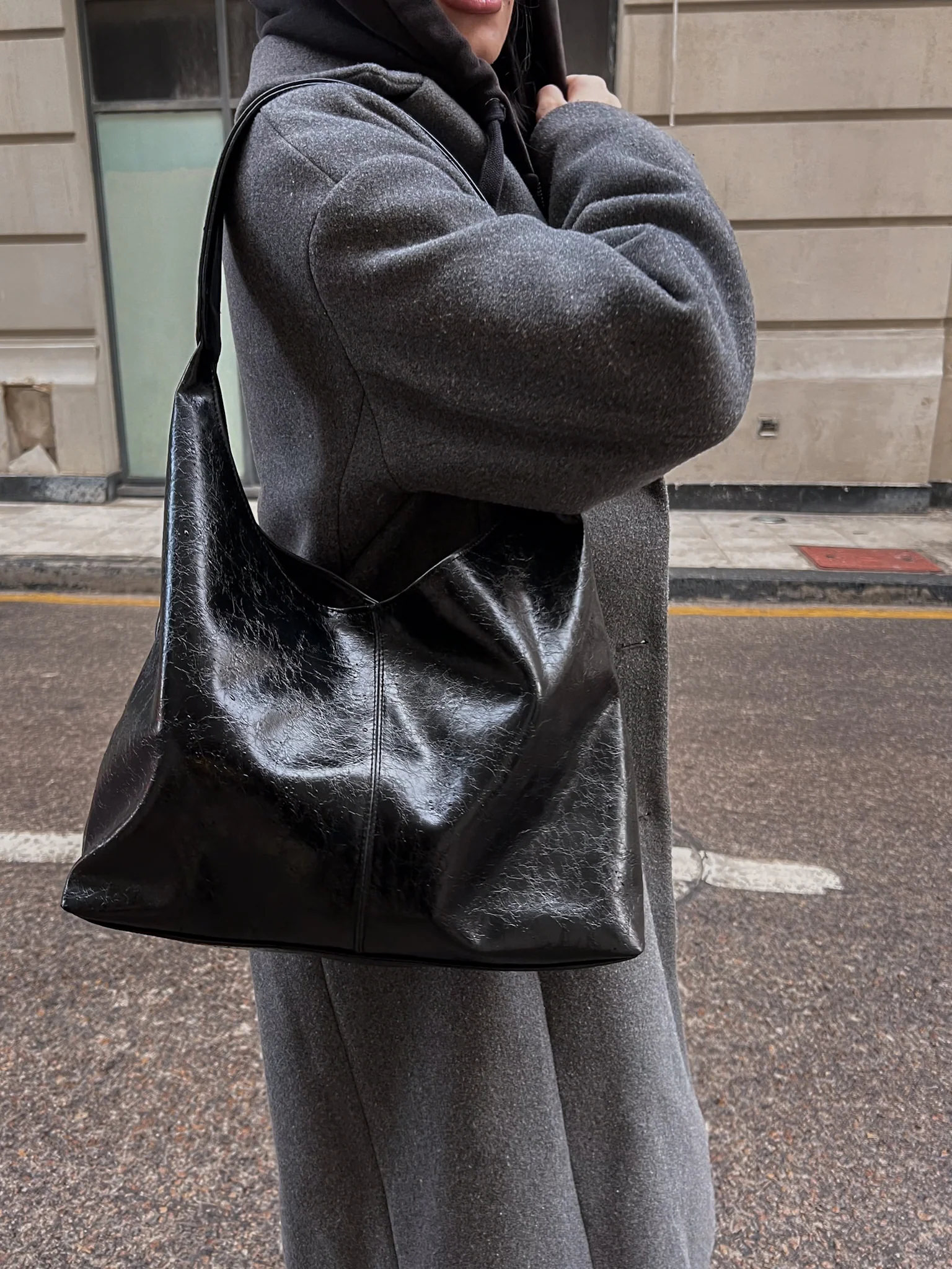 HOBO BAG BLACK - Image 3