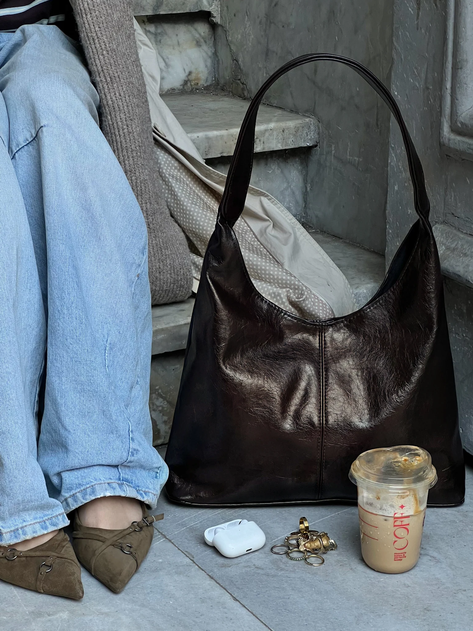 HOBO BAG DARK BROWN - Image 3
