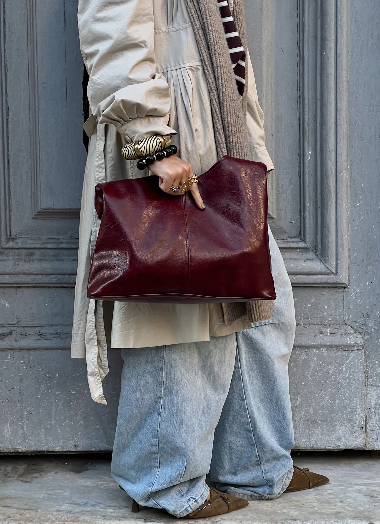 HOBO BAG MAROON - Image 4