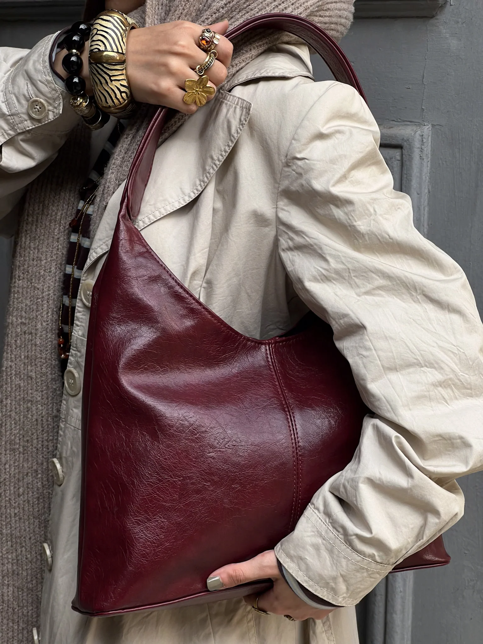 HOBO BAG MAROON - Image 7