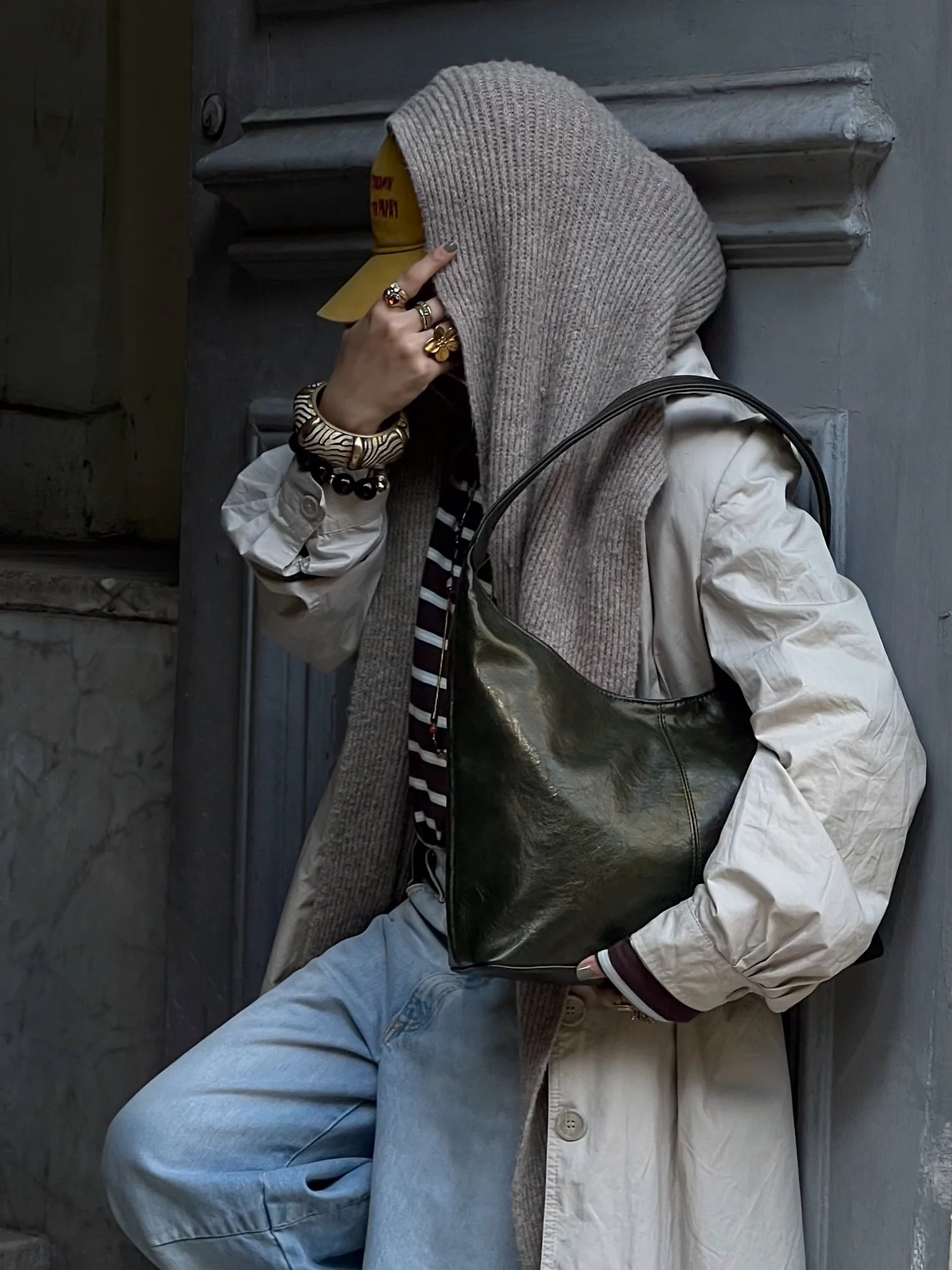 HOBO BAG OLIVE STONE - Image 4