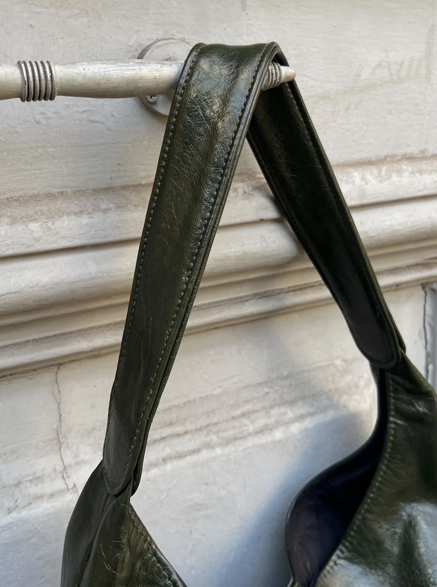 HOBO BAG OLIVE STONE - Image 8