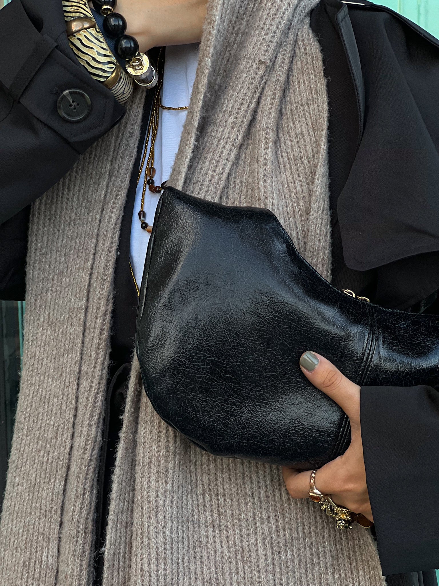 MICRO HALO BAG BLACK - Image 3