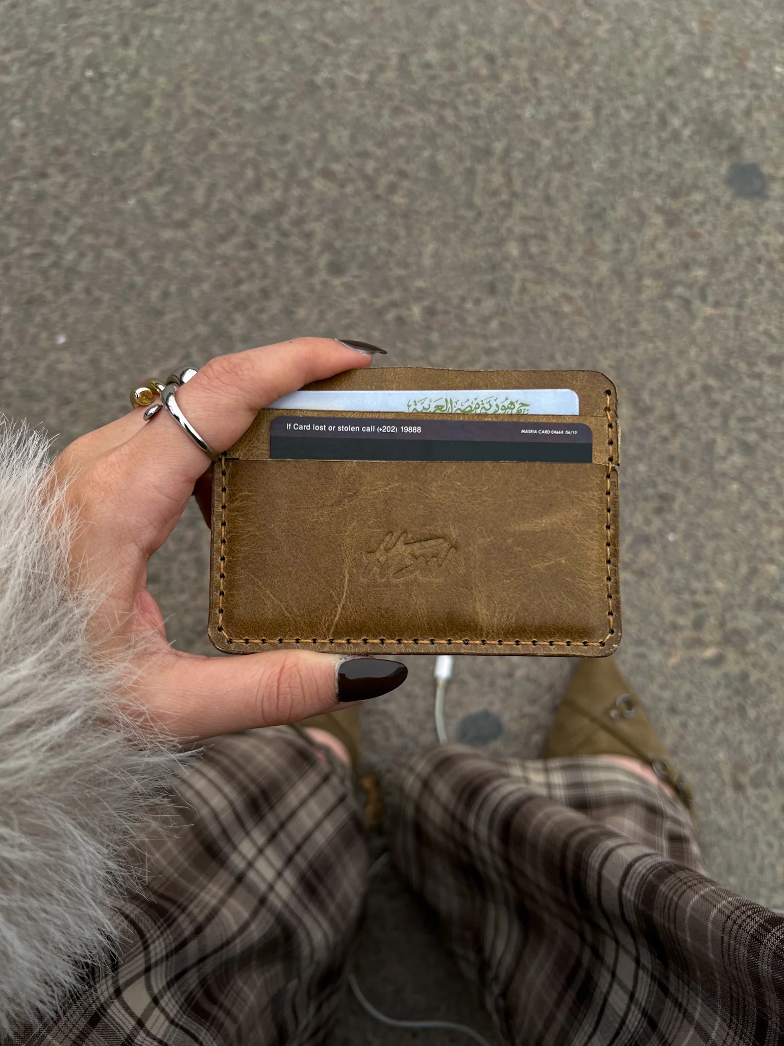 SANDSTONE CARDHOLDER - Image 3