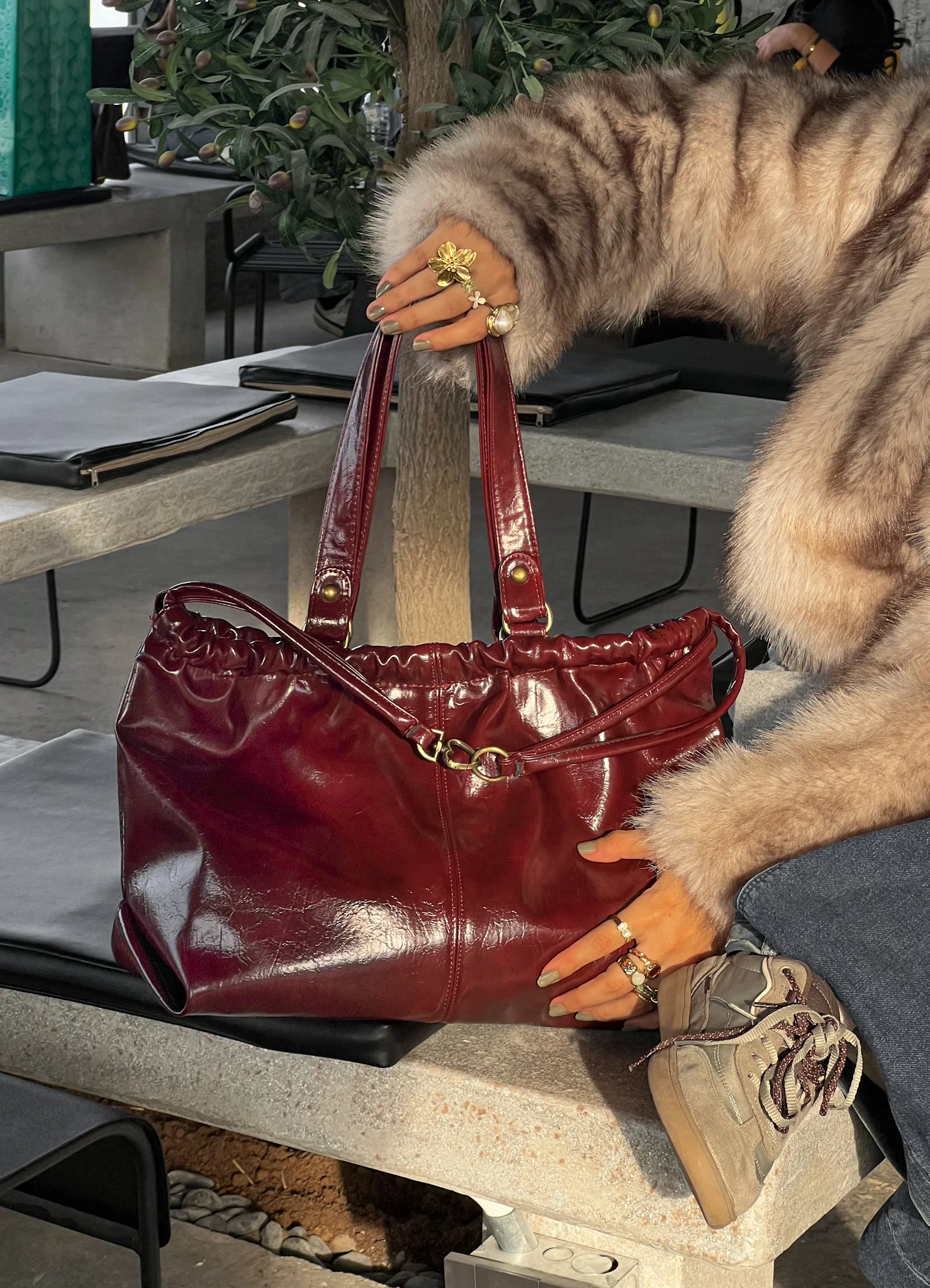 SCRUNCH BAG BURGUNDY - Image 3