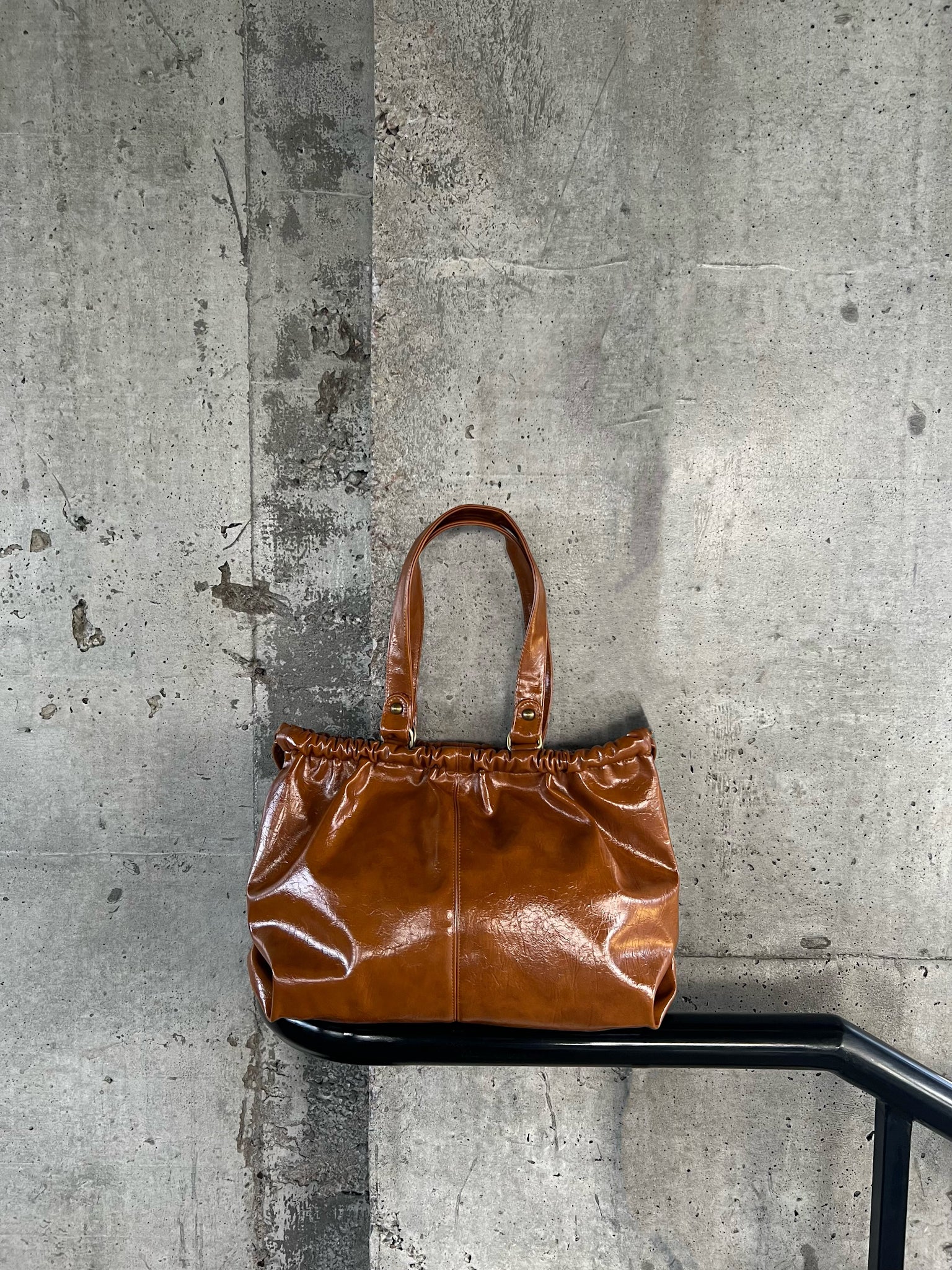 SCRUNCH BAG CARAMEL